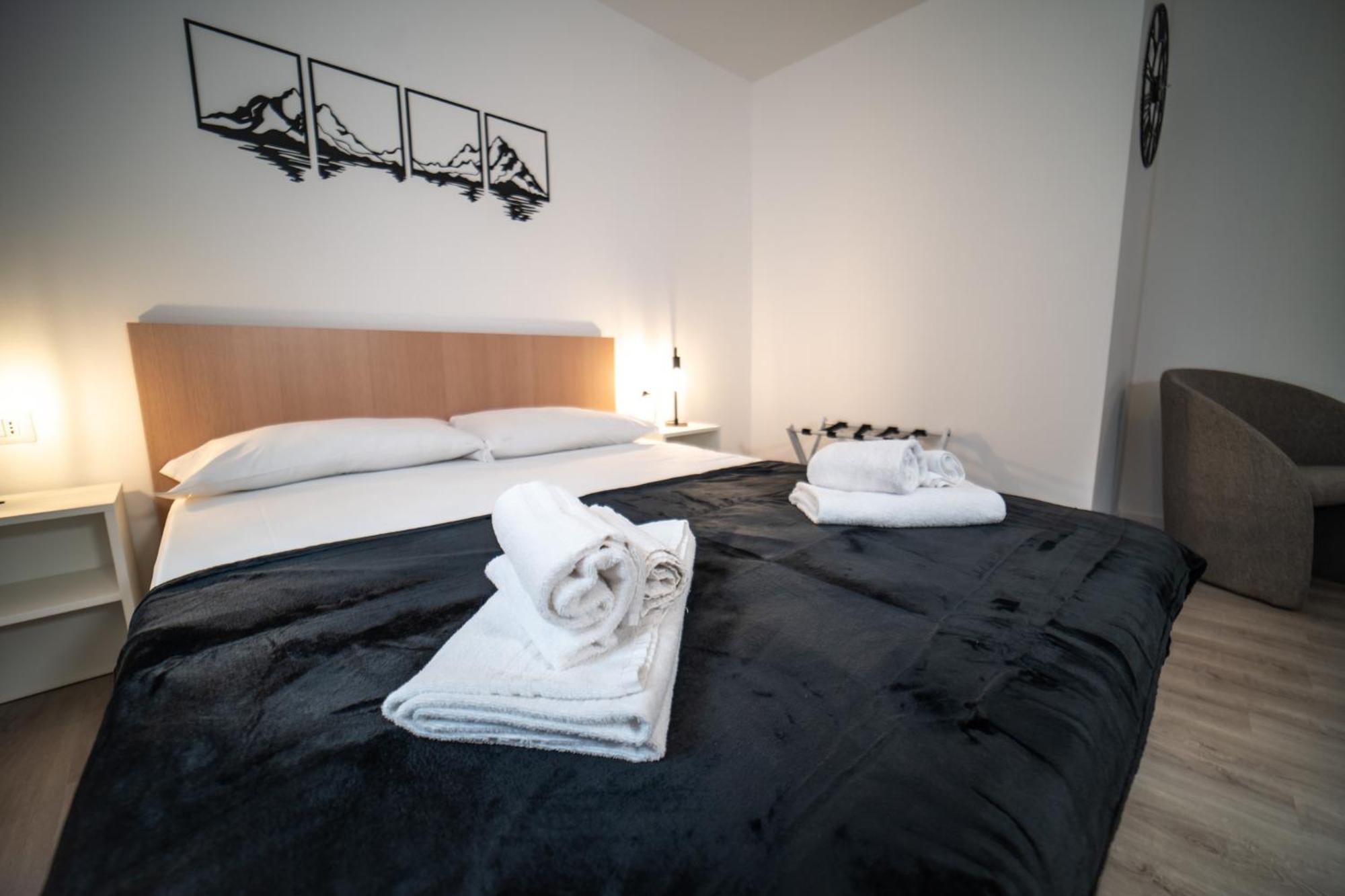 Il Cortiletto Lägenhet Lecco Exteriör bild